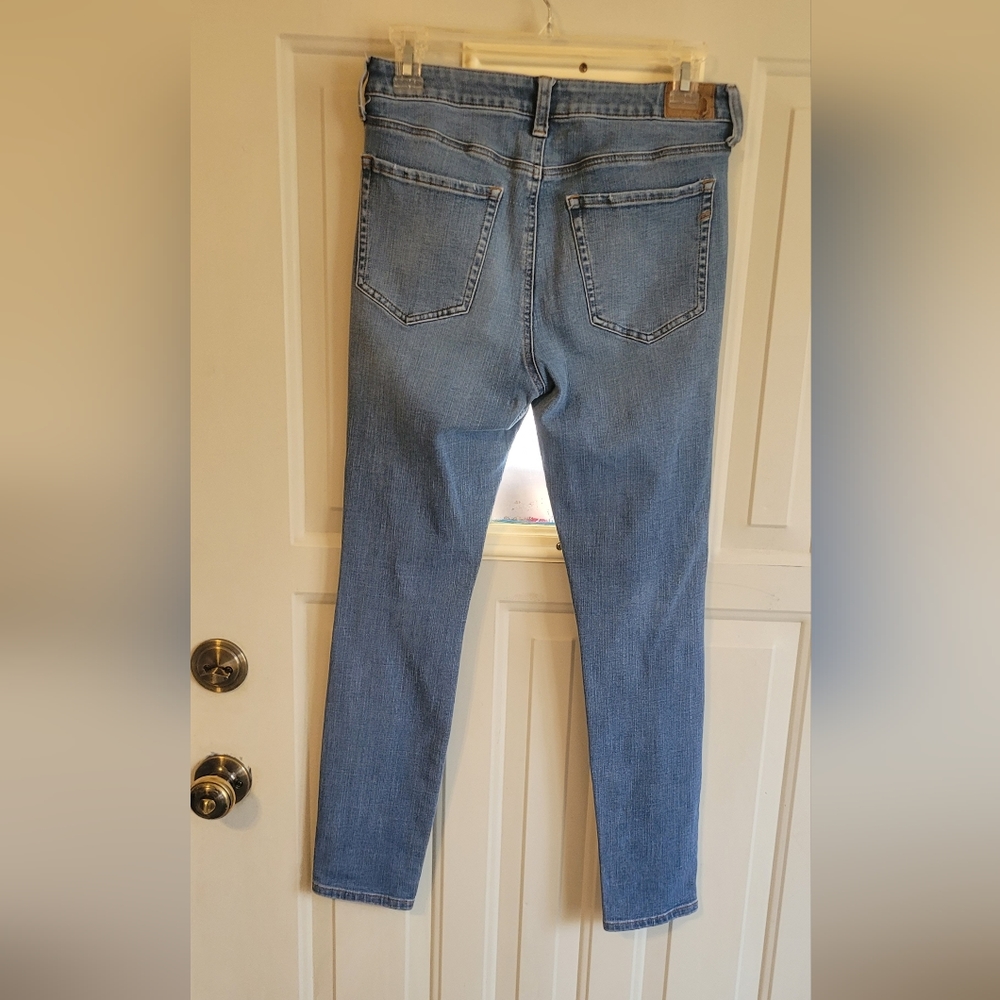 Aero Distressed High Rise Jegging - Picture 2 of 4